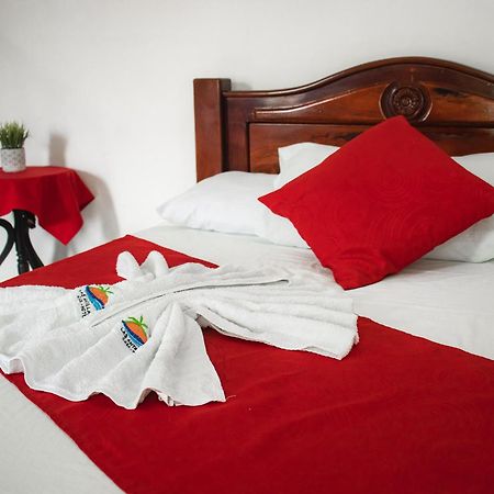 Casa Hotel Las Antillas Толу Екстер'єр фото