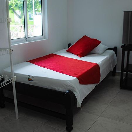Casa Hotel Las Antillas Толу Екстер'єр фото
