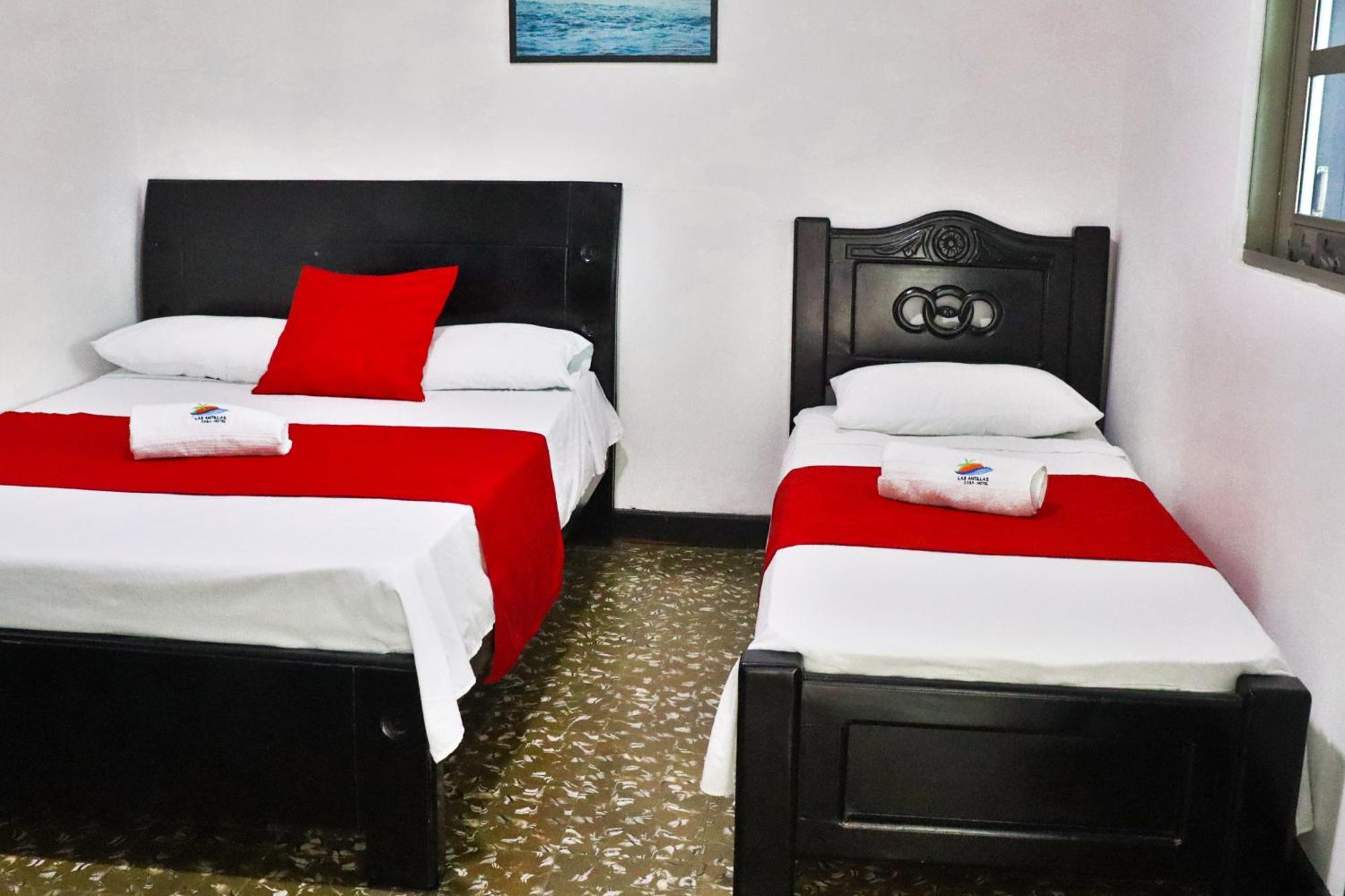 Casa Hotel Las Antillas Толу Екстер'єр фото