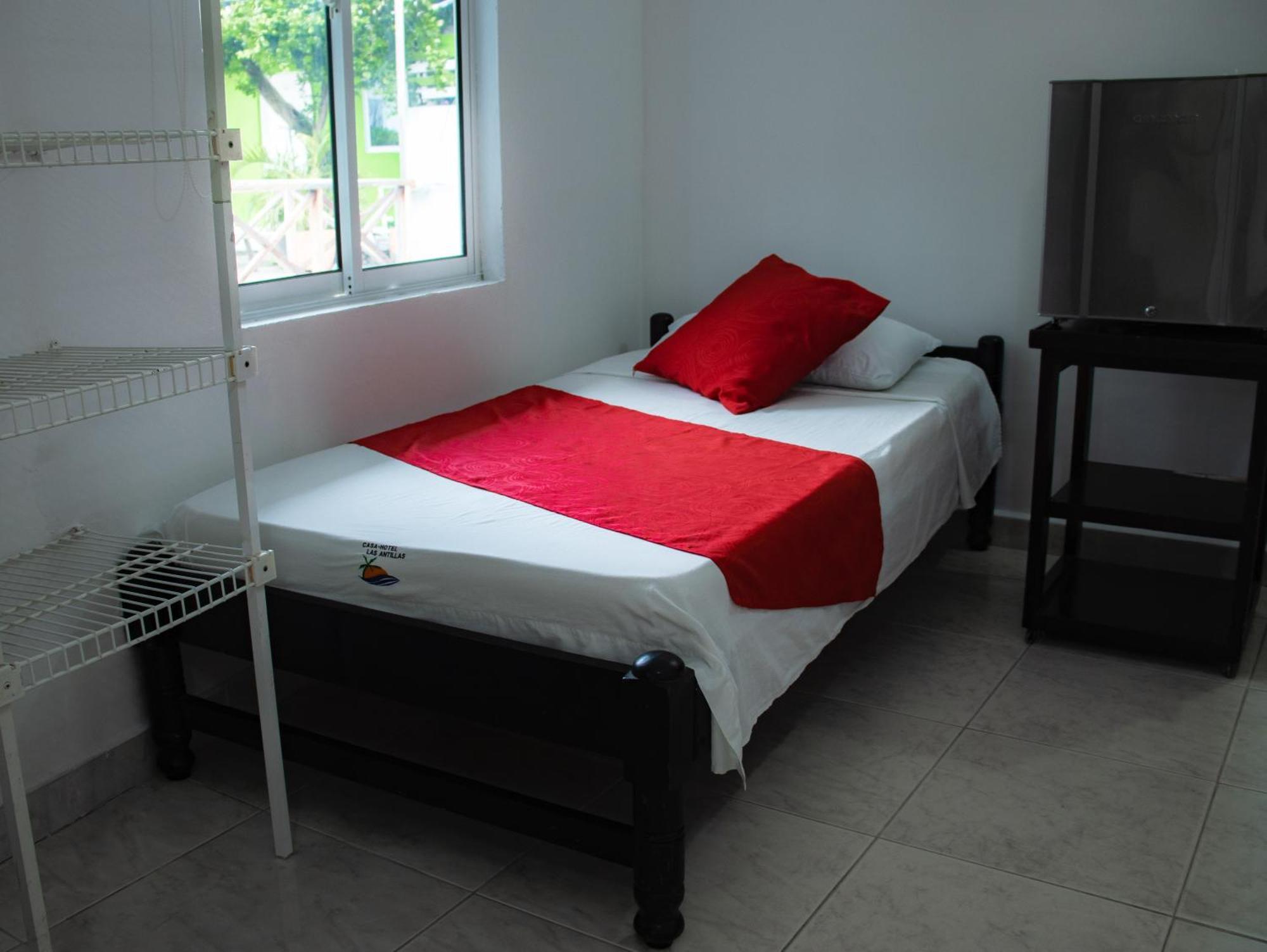 Casa Hotel Las Antillas Толу Екстер'єр фото